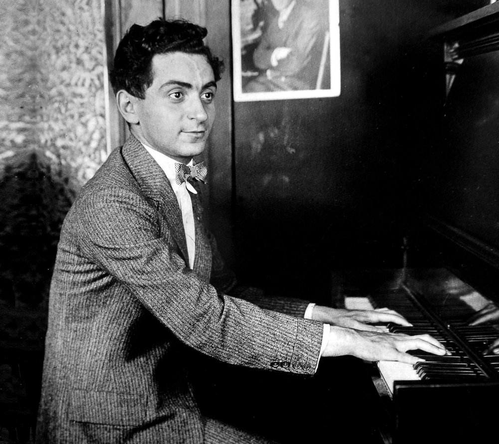 Irving Berlin immigrated from Russia in 1893