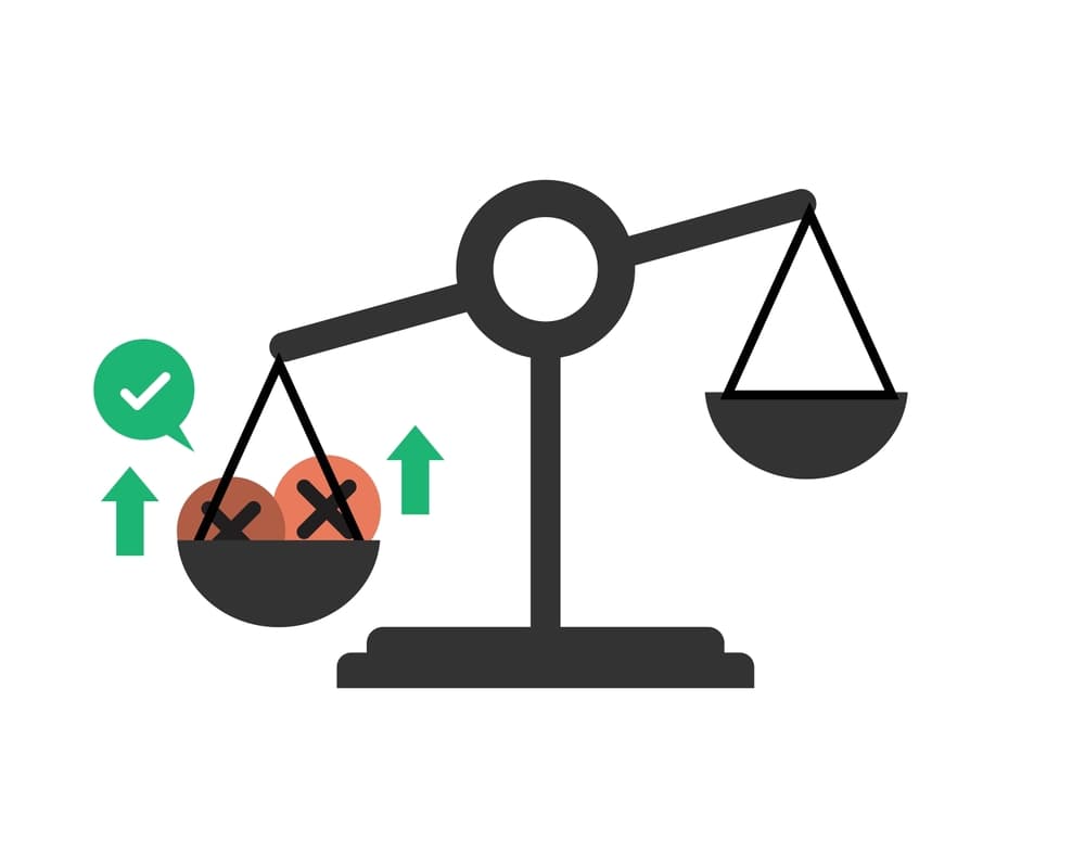 Plea bargaining concept: Defendant agreeing to plead guilty to a lesser charge in exchange for a reduced sentence or concessions in a courtroom setting.