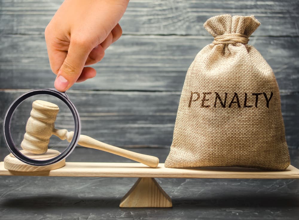 Potential Penalties for Violating a Find and Clear Bench Warrant
